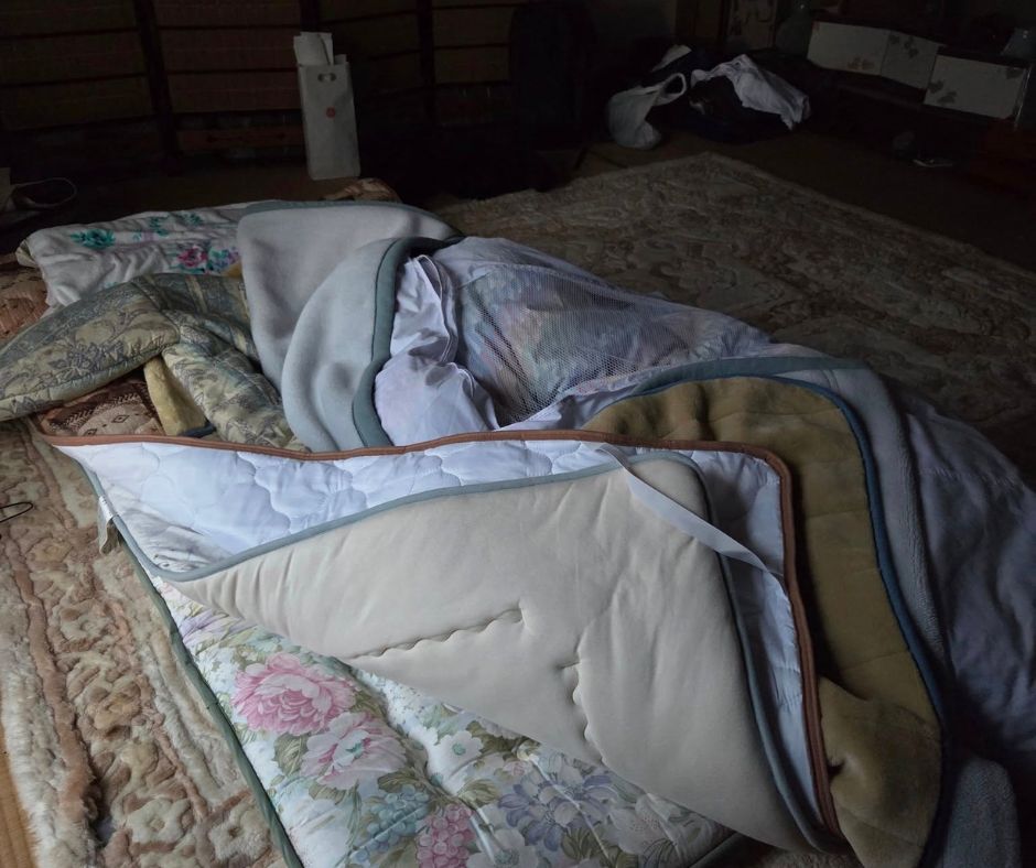 8 japán mese. 2025. November 5.