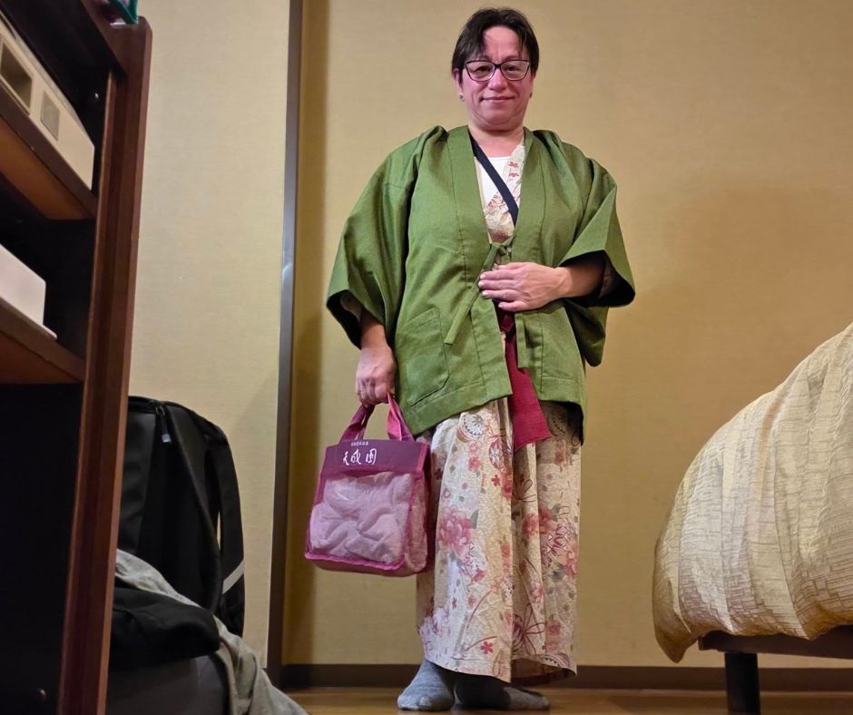 10 japán mese. 2025. November 7.