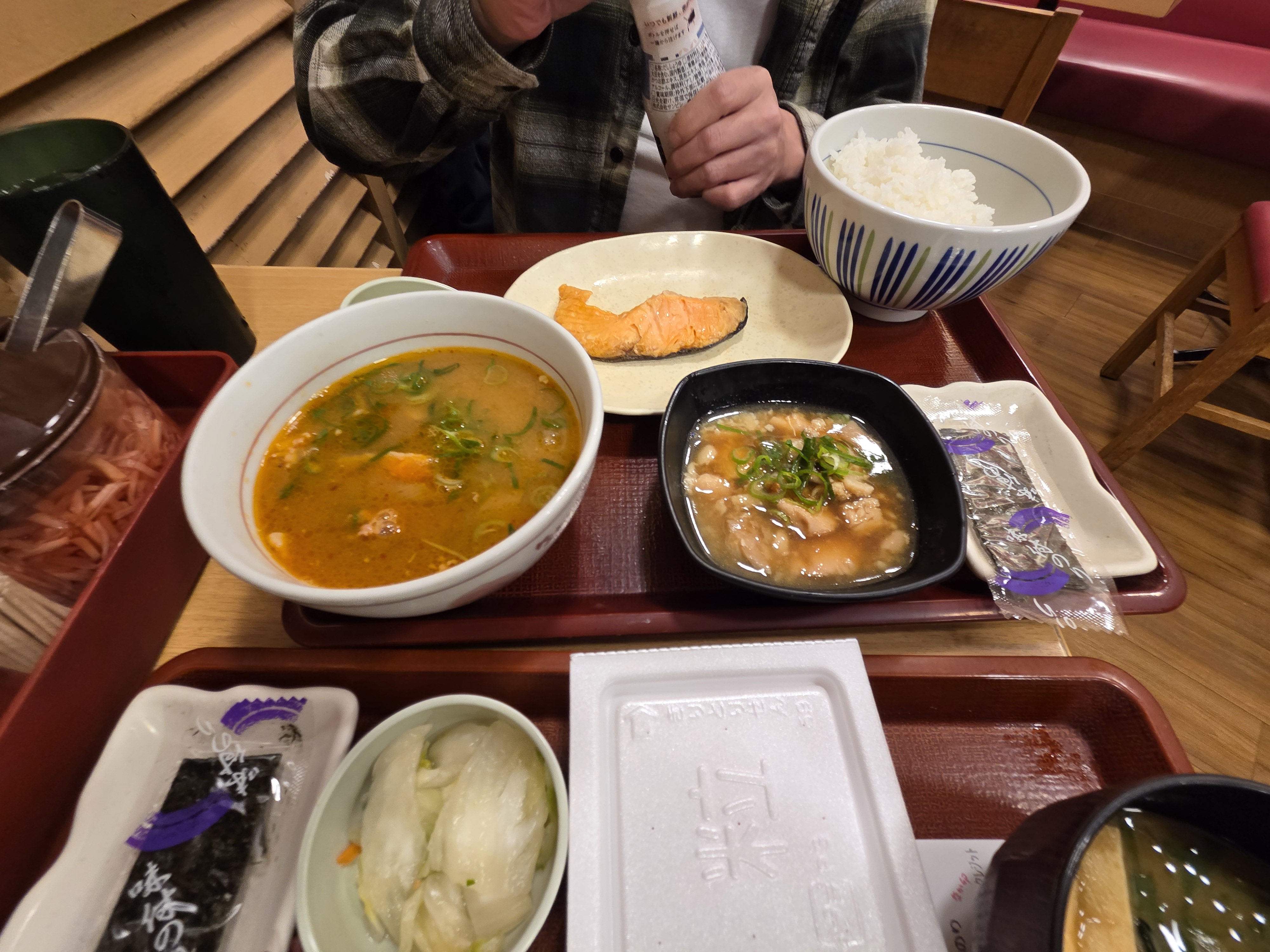 Reggeli Tokióban: egyszerű, tiszta, tökéletes